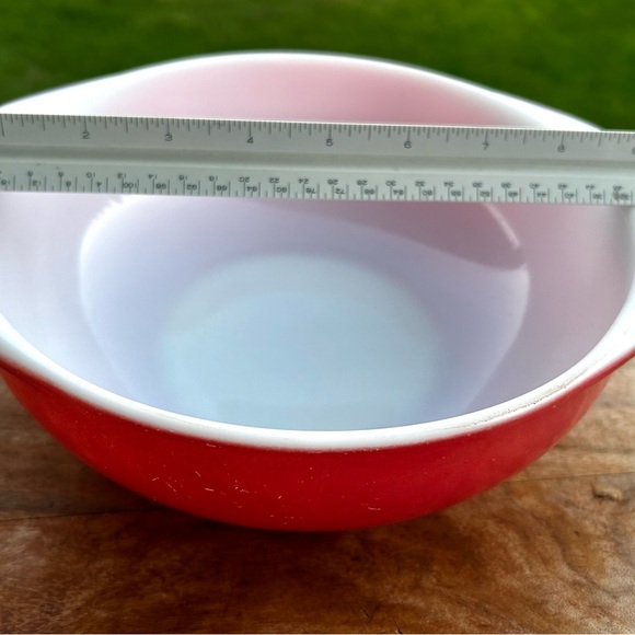 2 Qt Pyrex Pink Flamingo Vintage Casserole Dish with Lid 1950s-1960s - Picture 3 of 9